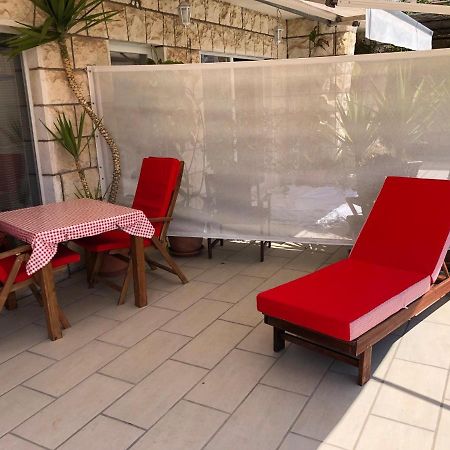 Apartamento Cozy New Flat For 2 Or 3 Hvar Town Exterior foto